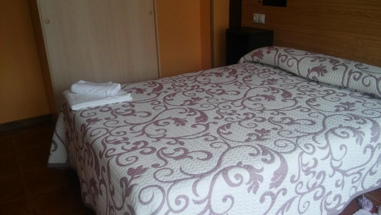 Hostal-Meson Vilasante Triacastela Luaran gambar